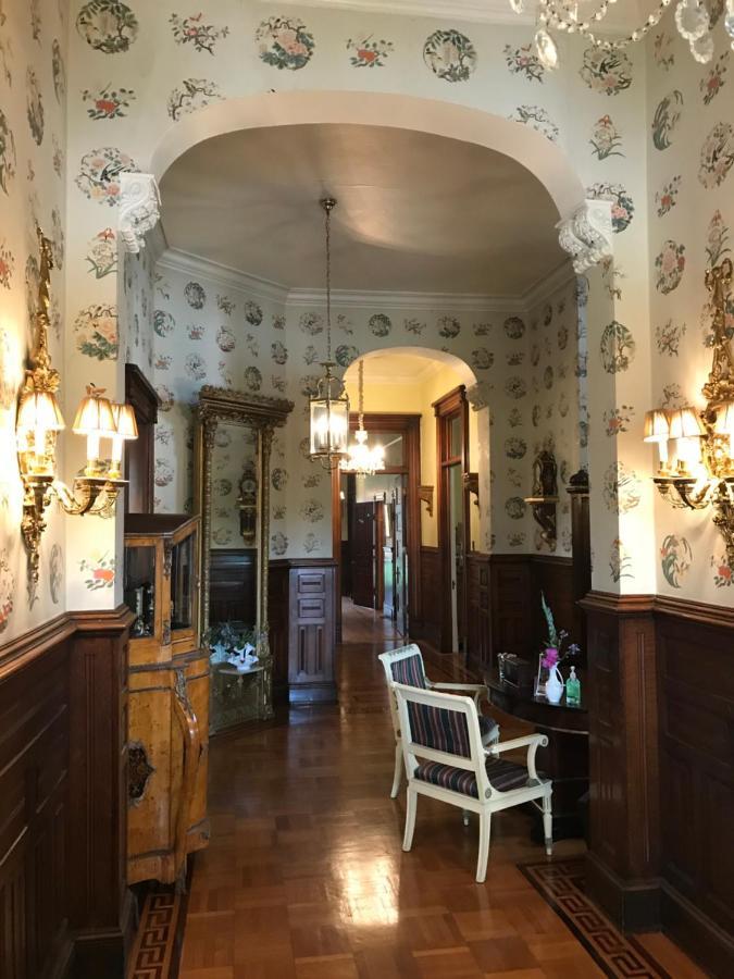 Burke Mansion Bed & Breakfast เมคอน ภายนอก รูปภาพ