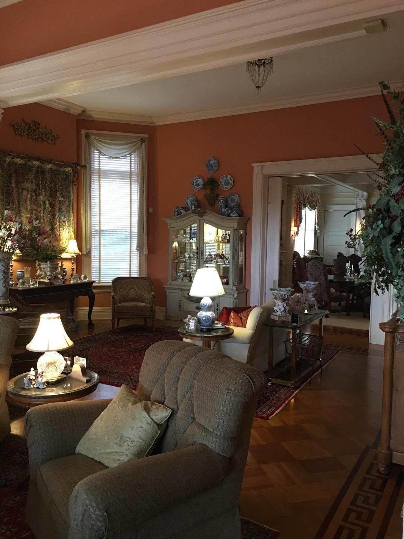 Burke Mansion Bed & Breakfast เมคอน ภายนอก รูปภาพ